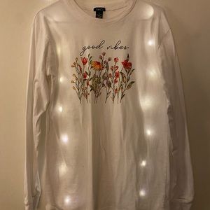 “Good Vibes” Long Sleeve